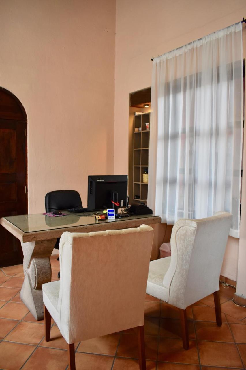 Hotel Ana Catalina And Suites サン・ミゲル・デ・アジェンデ エクステリア 写真